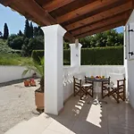 Villa Helios Court *