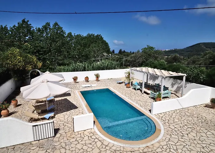Helios Court * Arillas (Corfu)