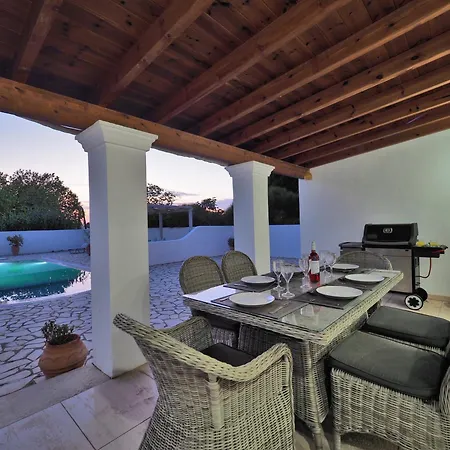 Villa Helios Court *