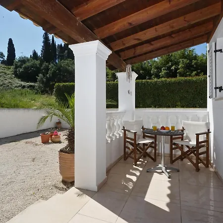 Villa Helios Court *