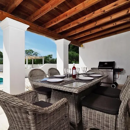 Helios Court Arillas (Corfu)