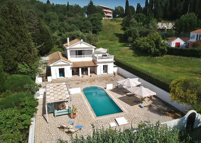 Helios Court Villa *