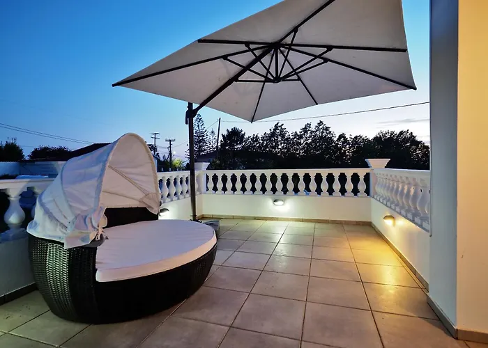 Helios Court Villa *