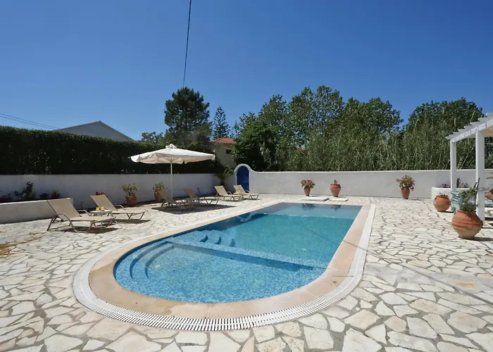 Helios Court Villa *